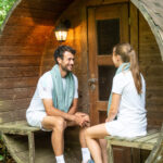 ernesst lubbeek la cambuse tiny house tennis terre battue 2 4 personnes